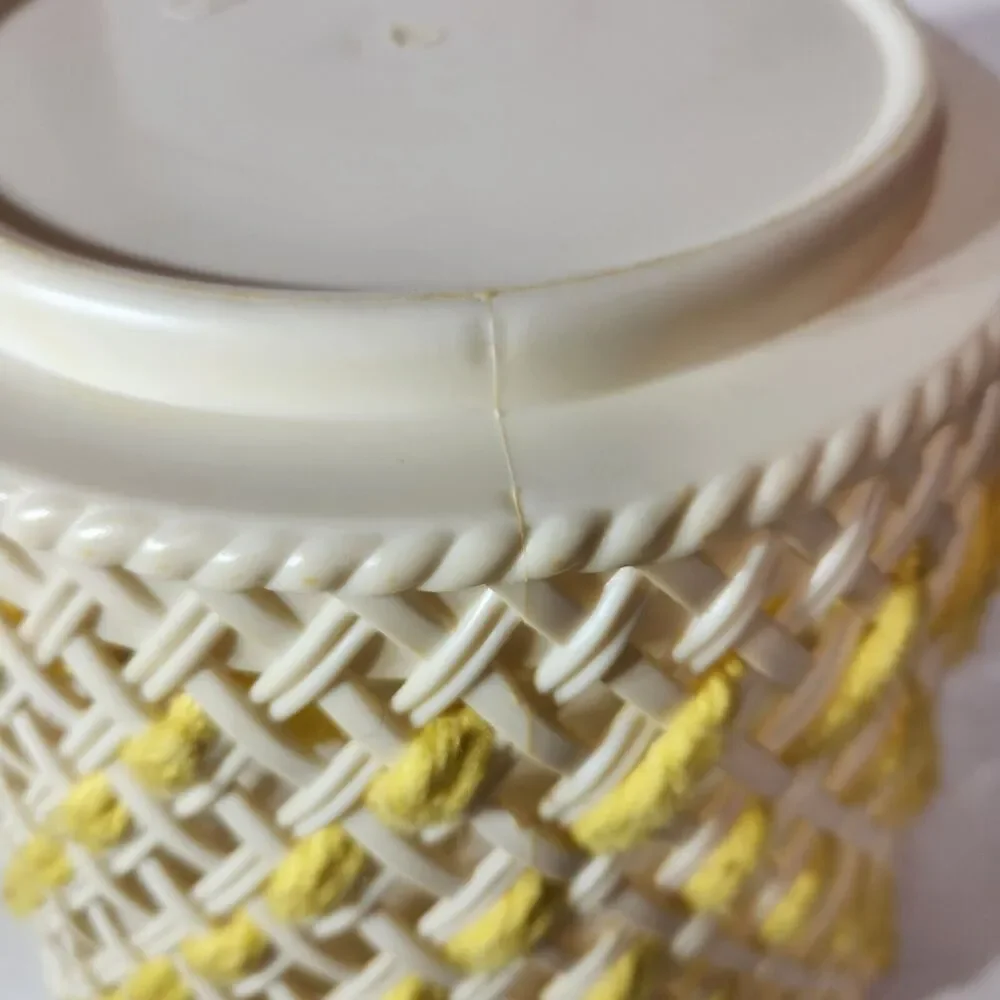 Dialene Better Maid Trash Can Waste Basket Small Woven Yarn MCM Yellow Vtg 9.5in